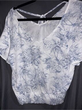 Paper Crane White Crop Top with Light Blue Floral Print